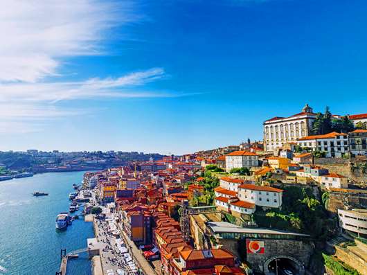 为什么葡萄牙人口在逐年下降
